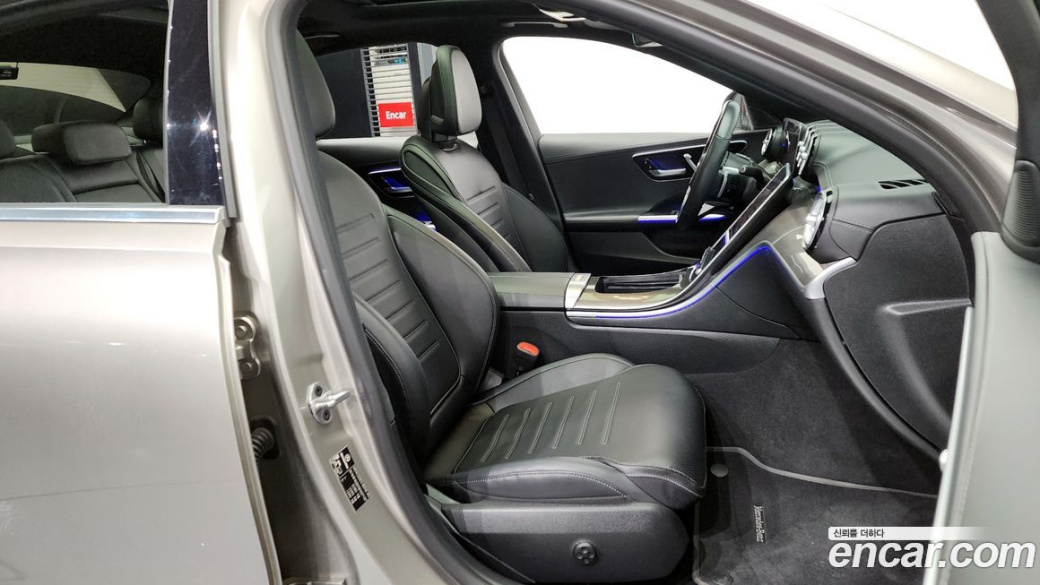 Mercedes-Benz C-Class C300 AMG Line, 2022