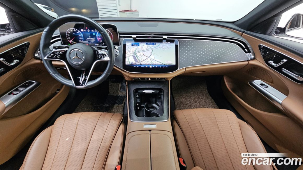Mercedes-Benz E-Class E220d 4MATIC Exclusive, 2024