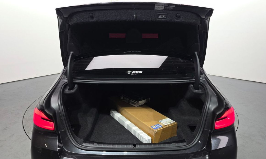 BMW 5-Series 530i M Sport Package, 2023