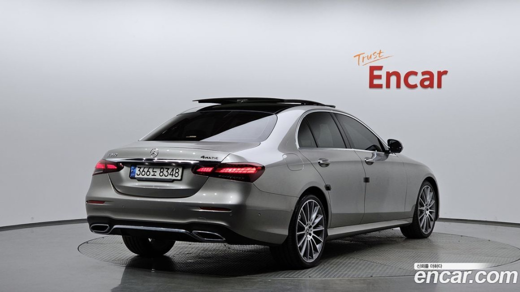 Mercedes-Benz E-Class E350 4MATIC Avantgarde, 2022