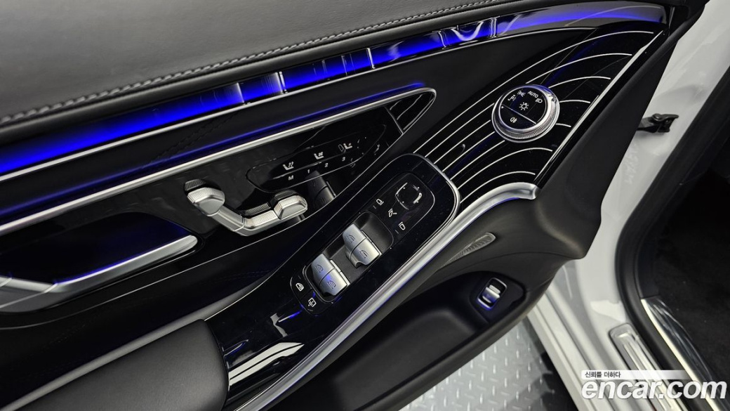 Mercedes-Benz S-Class Maybach S580 4MATIC, 2024