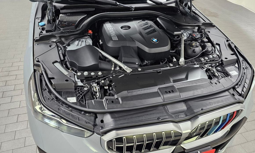 BMW 5-Series 520i M Sport, 2024