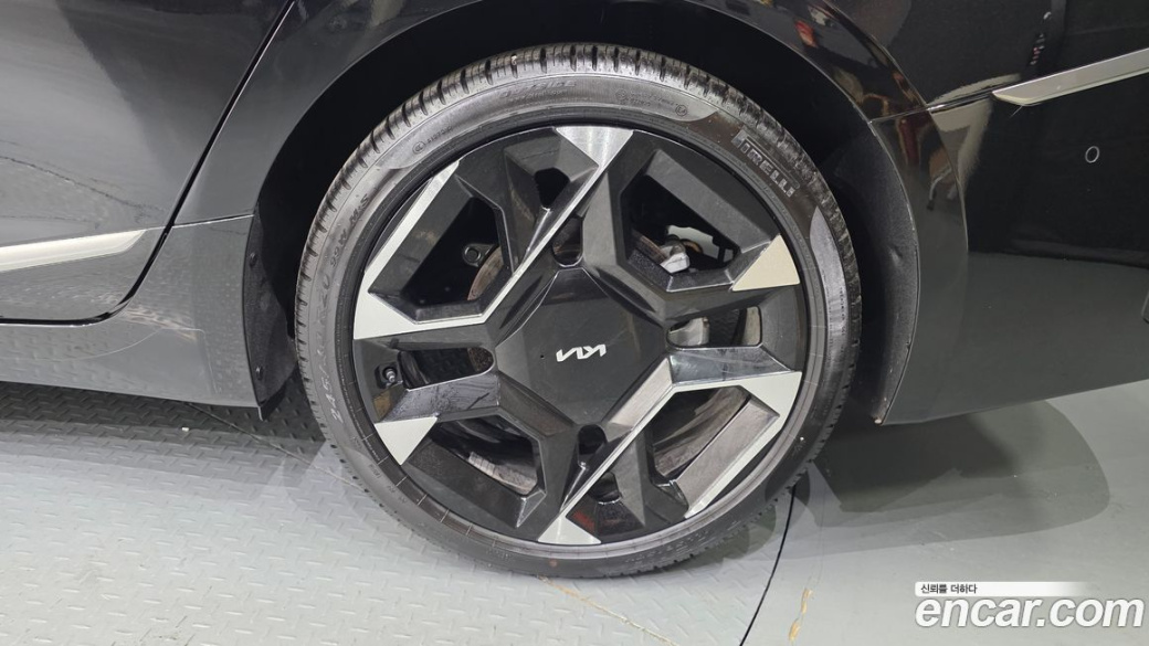 Kia K8 2.5 Gasoline 2WD, 2025