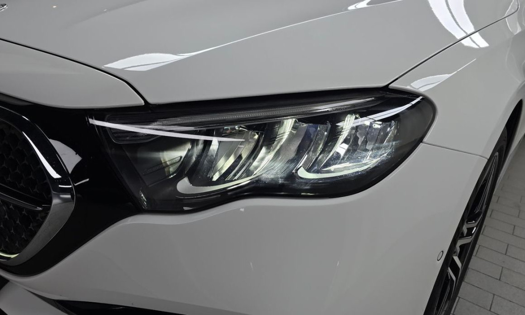 Mercedes-Benz E-Class E200 AMG Line, 2026