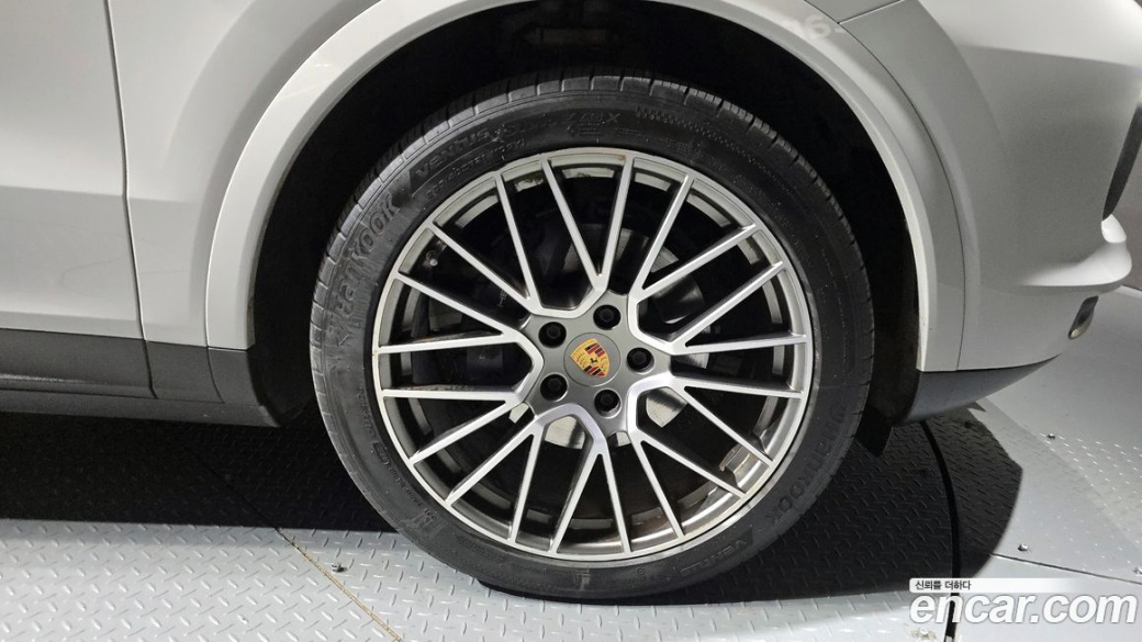 Porsche Cayenne 3.0, 2022