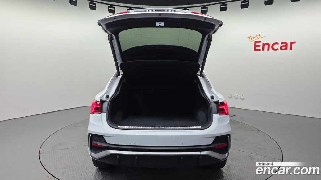 Audi Q3 35 TDI Premium Sportback, 2022