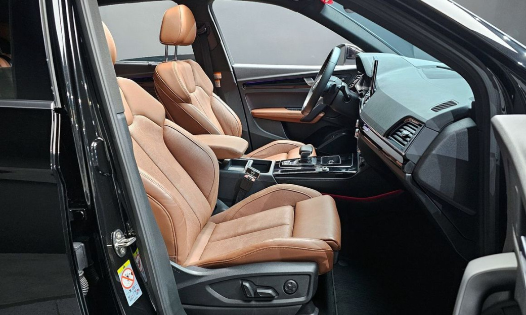 Audi Q5 45 TFSI Quattro Premium, 2022