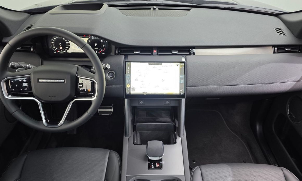 Land Rover Discovery Sport P250 Dynamic SE, 2025