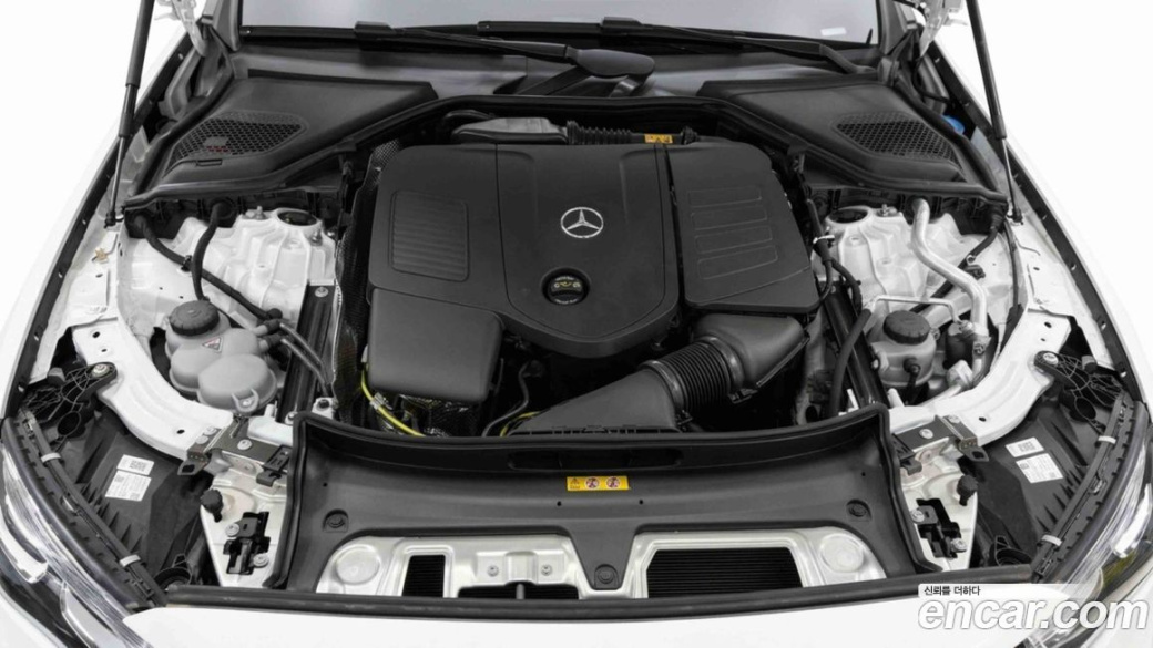 Mercedes-Benz E-Class E200 Avantgarde, 2025