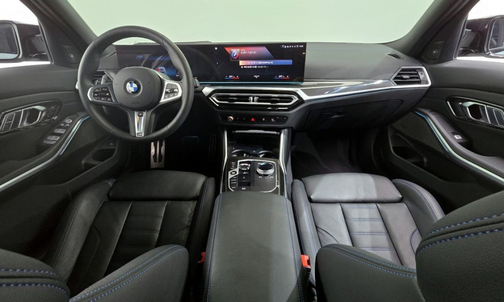 BMW 3-Series M340i Pro, 2024