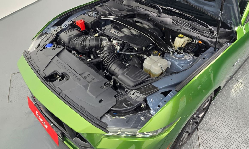 Ford Mustang 5.0 GT Premium Convertible, 2024