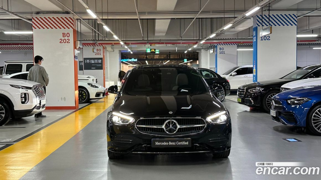 Mercedes-Benz C-Class C300 4MATIC Avantgarde, 2024