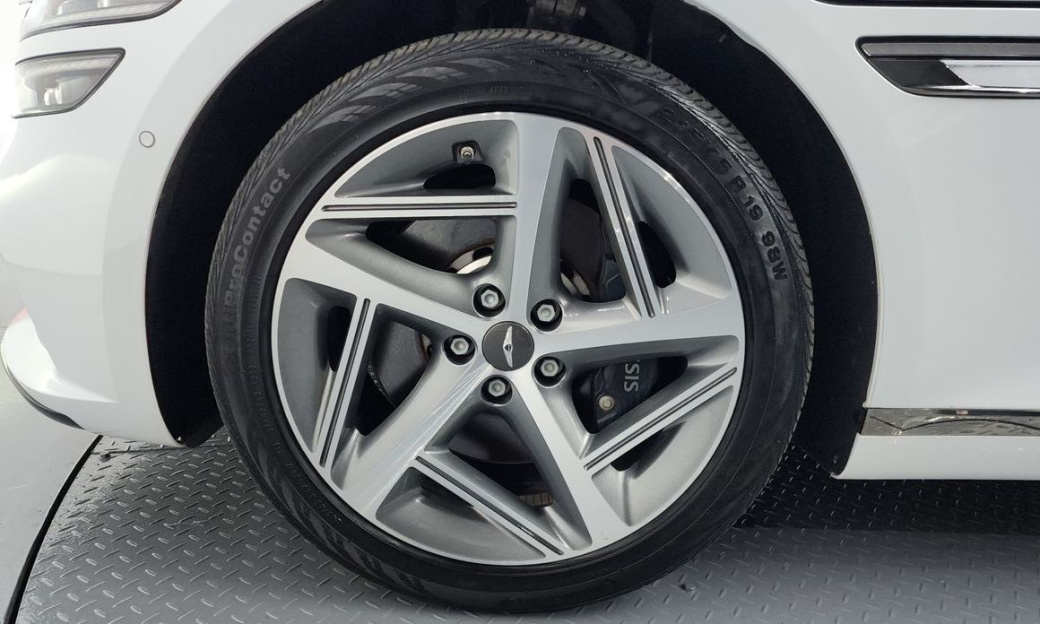 Genesis G80 Gasoline 2.5 Turbo AWD, 2024