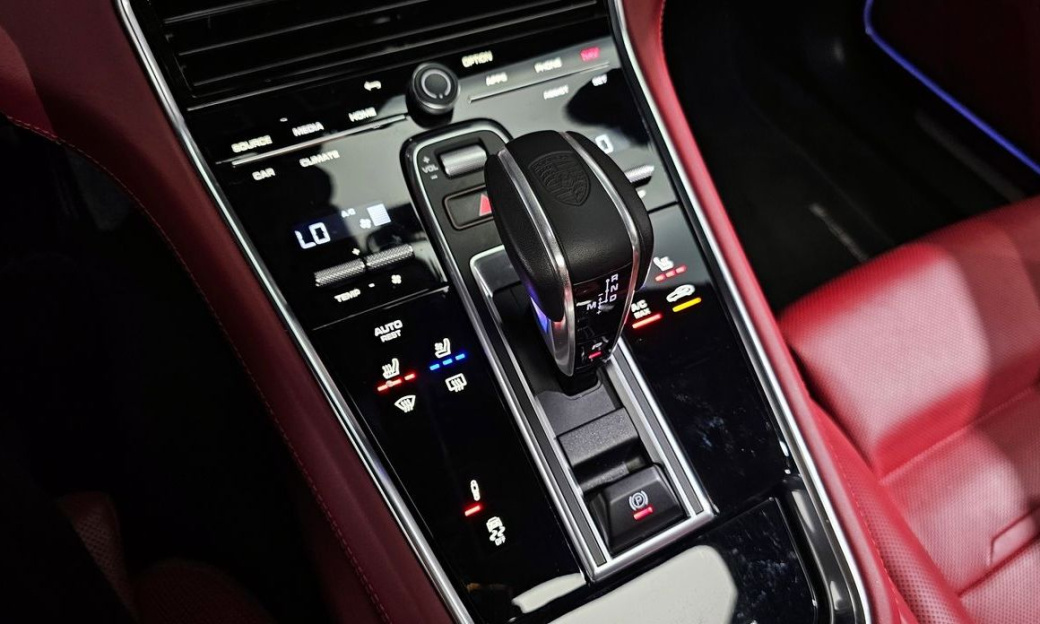 Porsche Panamera 4.0 GTS, 2022