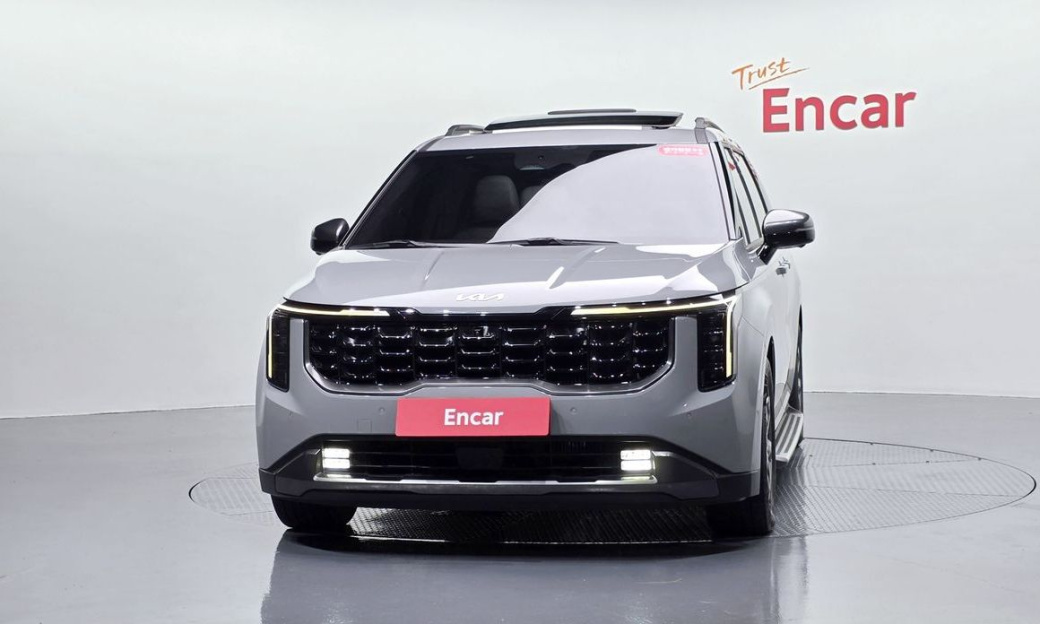 Kia Carnival 7-Seater Gravity, 2025