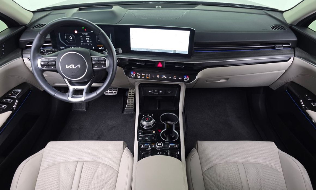 Kia K5 2.0, 2024