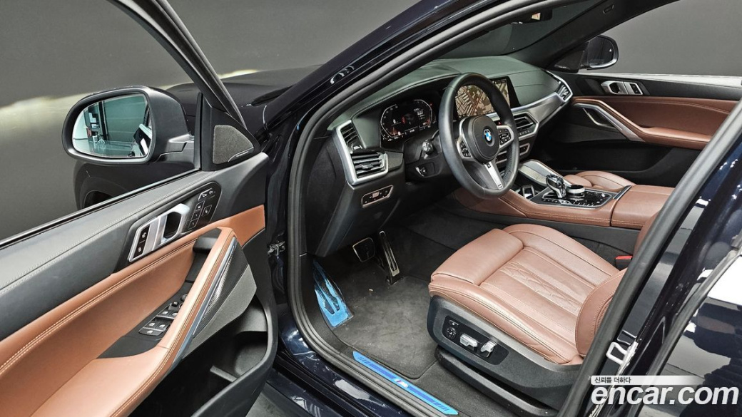 BMW X6 xDrive40i M Sport, 2023