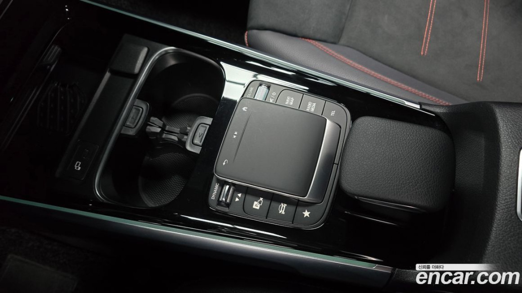 Mercedes-Benz GLB-Class GLB250 4MATIC, 2021