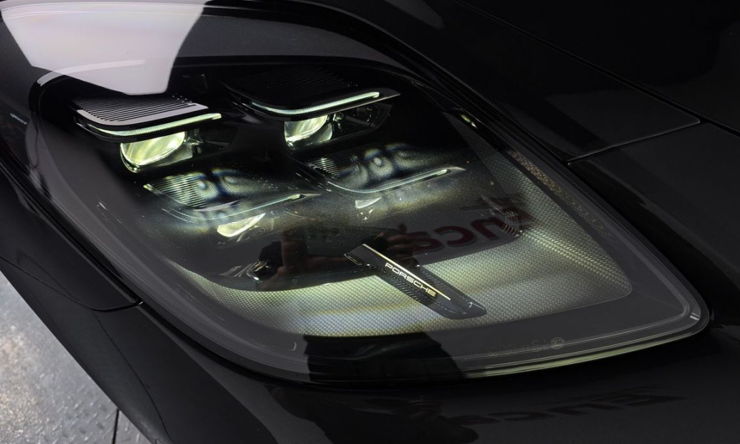 Porsche Panamera 4.0 GTS, 2025
