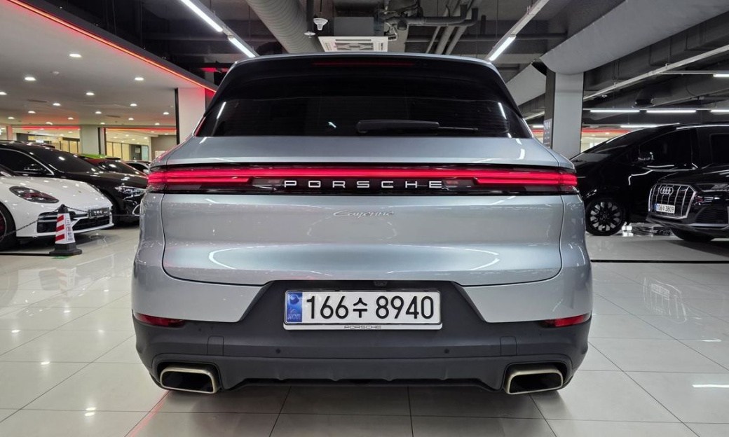 Porsche Cayenne 3.0, 2025