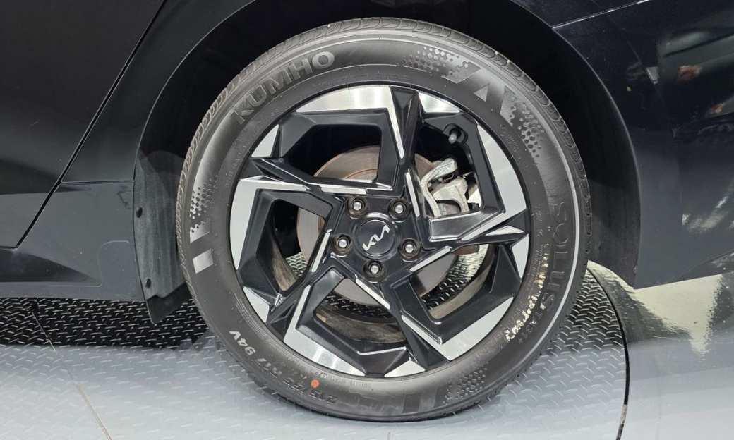 Kia K5 2.0, 2024