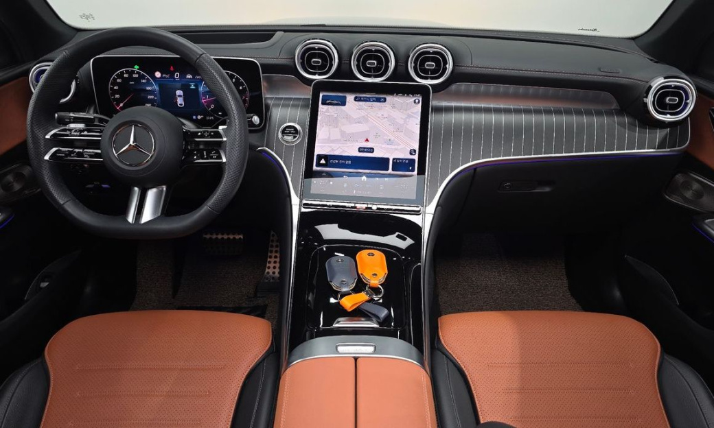 Mercedes-Benz GLC-Class GLC300 4MATIC Coupe, 2025