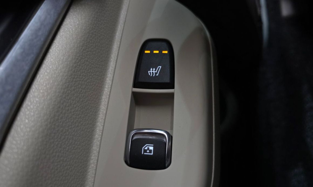 Kia Carnival 9-Seater Noblesse, 2025