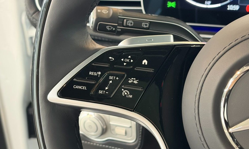 Mercedes-Benz GLS-Class GLS450d 4MATIC, 2026