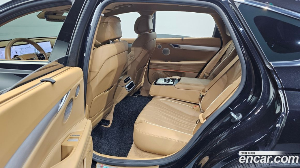 Genesis G80 Gasoline 2.5 Turbo 2WD, 2025