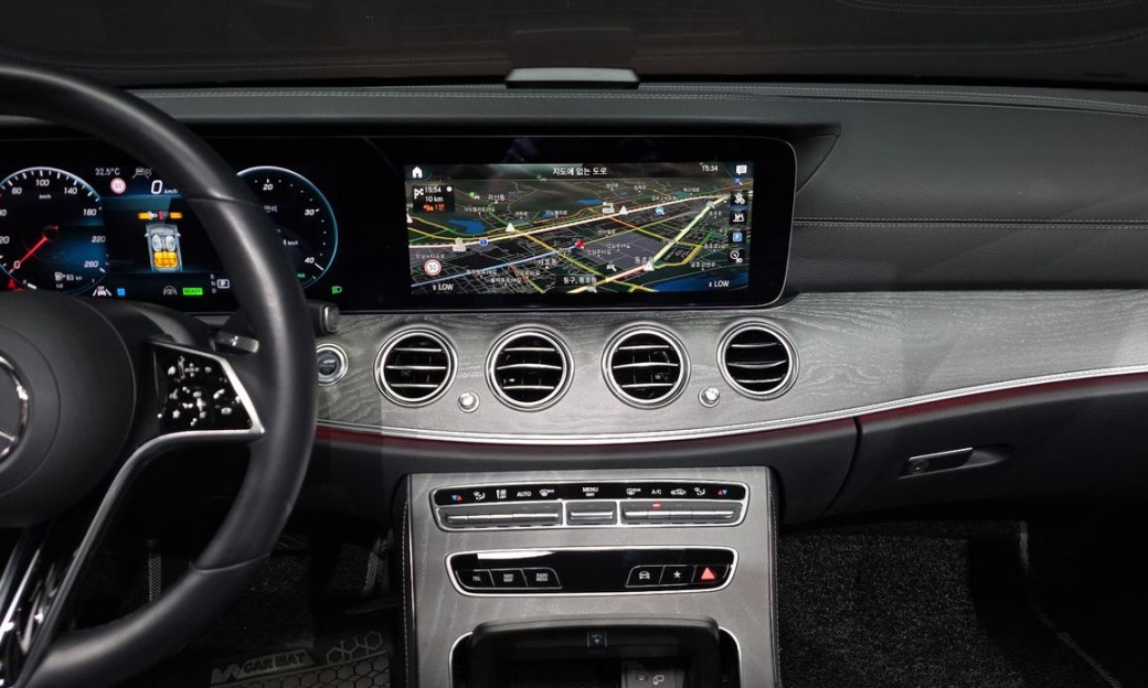 Mercedes-Benz E-Class E350 4MATIC Avantgarde, 2022