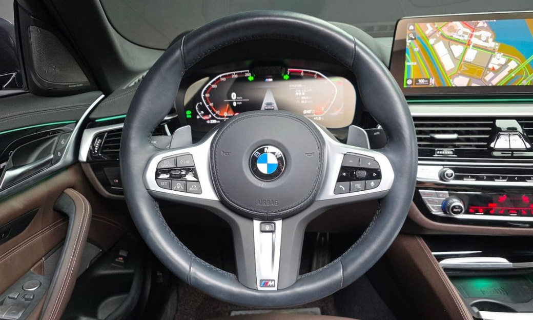 BMW 5-Series 530i M Sport Package, 2023