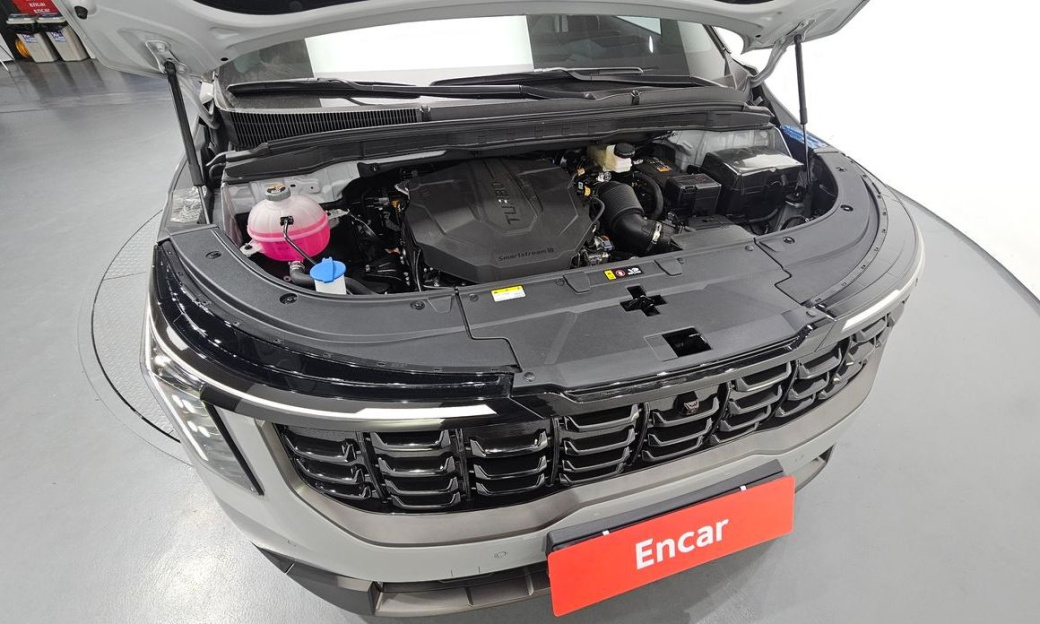 Kia Carnival 7-Seater Gravity, 2025