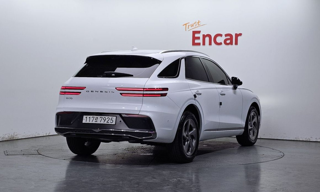 Genesis GV70 2.5T Gasoline 2WD, 2025
