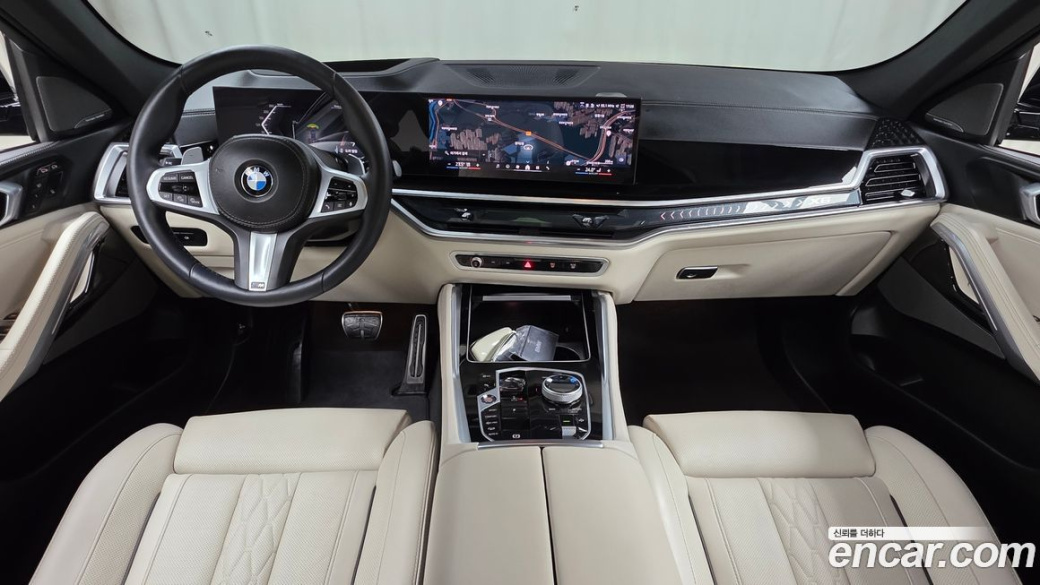 BMW X6 xDrive40i M Sport, 2025
