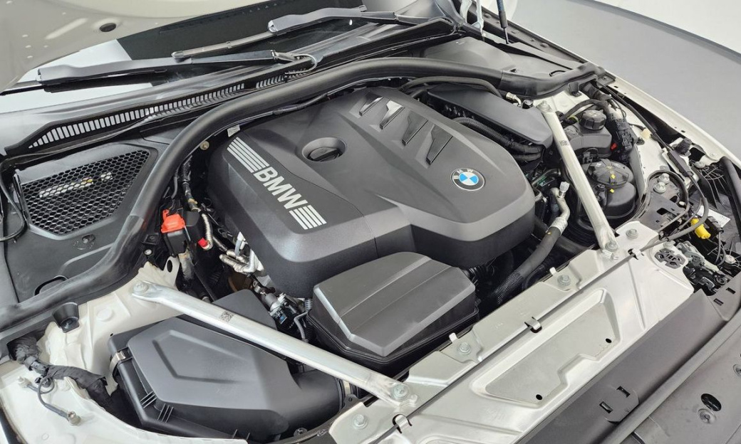 BMW 4-Series 420i M Sport Convertible, 2025