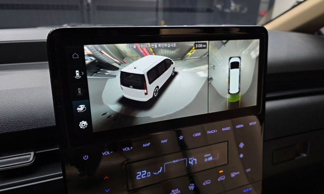 Hyundai Staria Tourer 9-Seater, 2022
