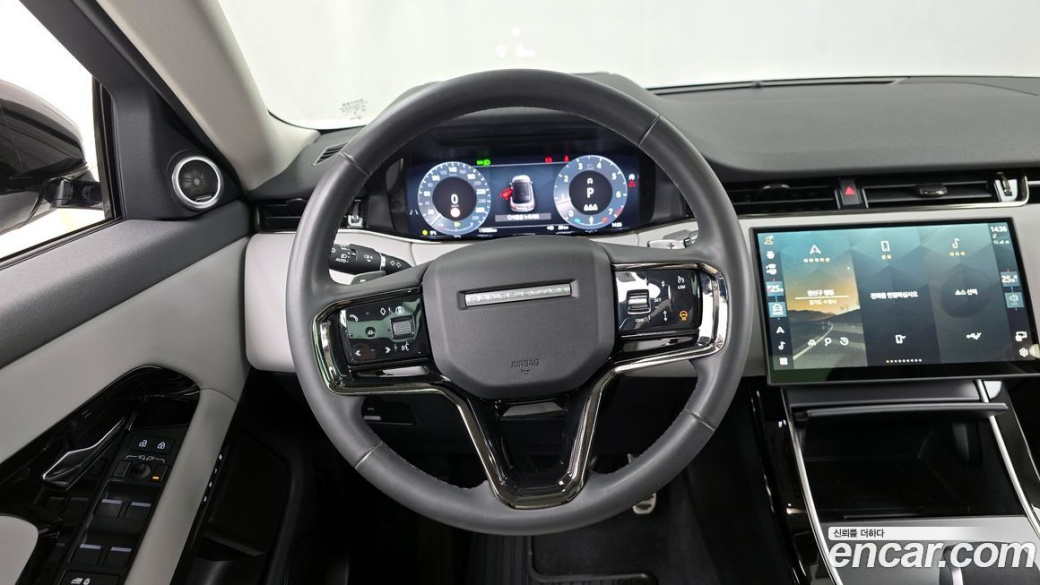 Land Rover Range Rover Evoque P250 Dynamic SE, 2024
