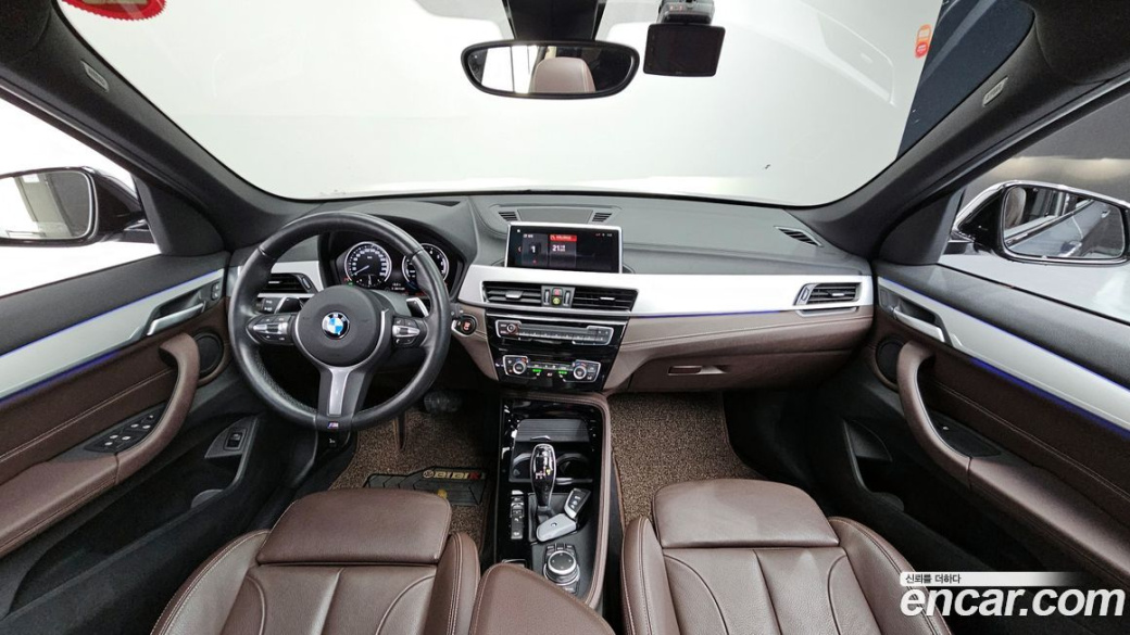 BMW X1 xDrive 20i M Sport, 2022