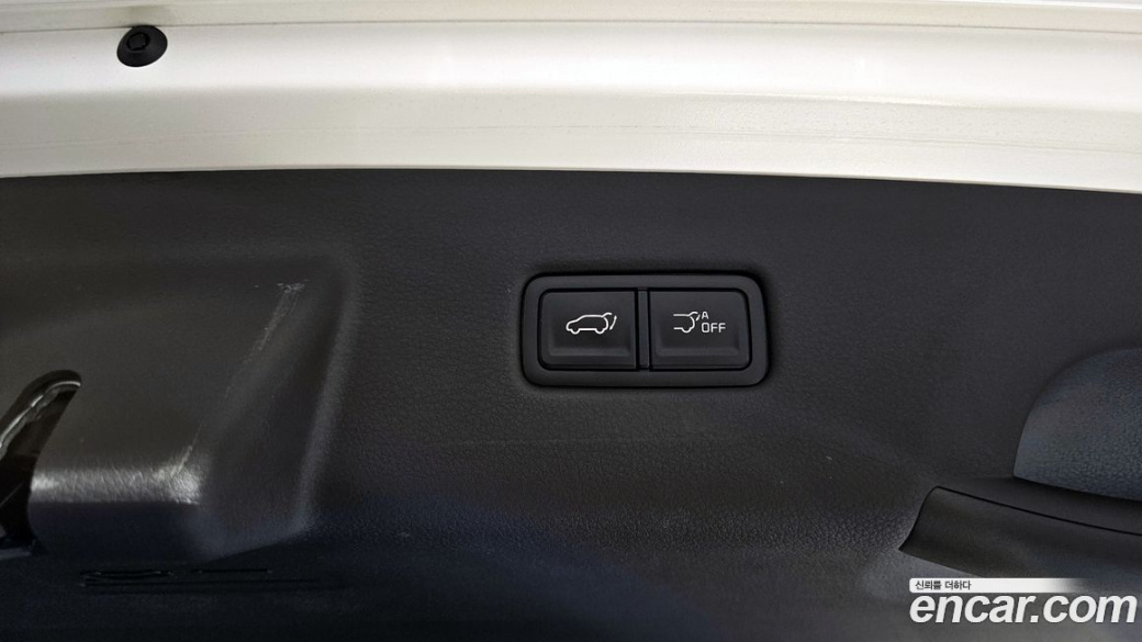Kia Carnival 7-Seater Signature, 2024