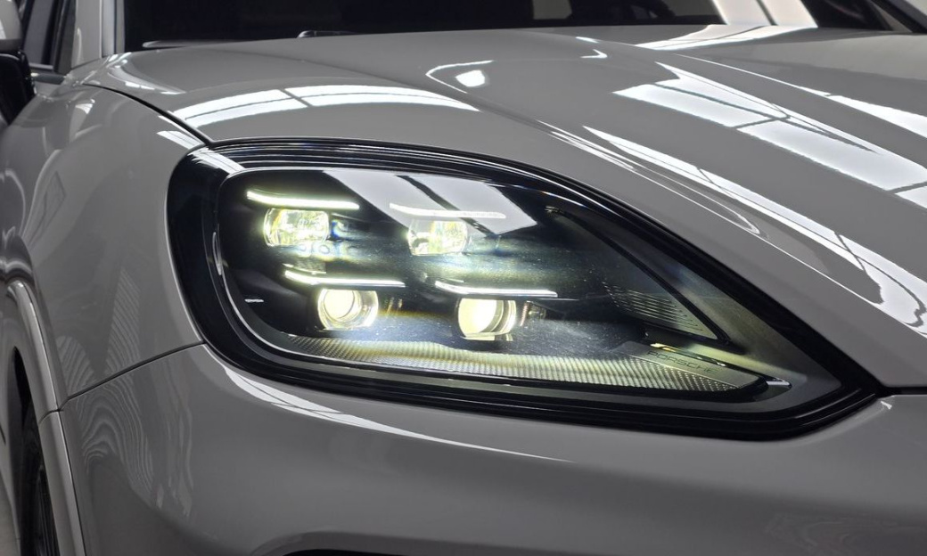 Porsche Cayenne 4.0 GTS Coupe, 2025