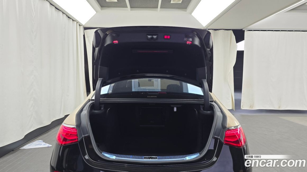 Mercedes-Benz S-Class Maybach S580 4MATIC, 2022