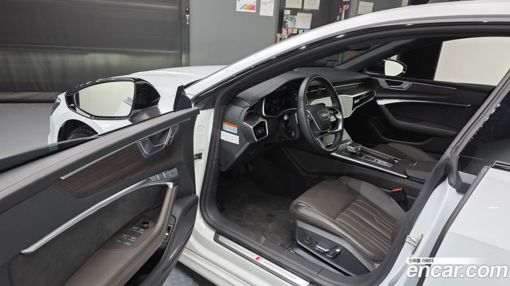 Audi A7 55 TFSI Quattro Premium, 2023