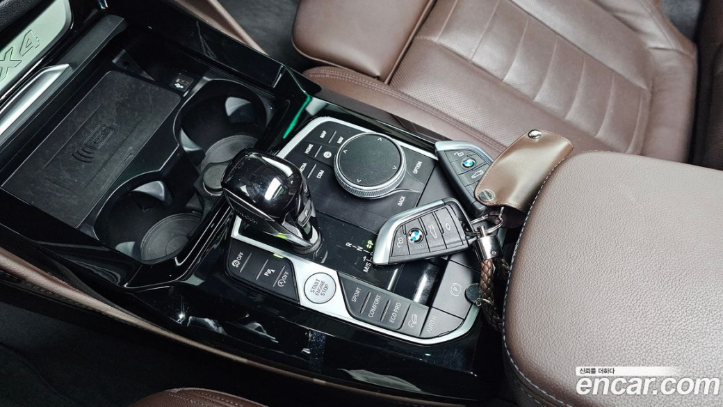BMW X4 xDrive20i xLine, 2023