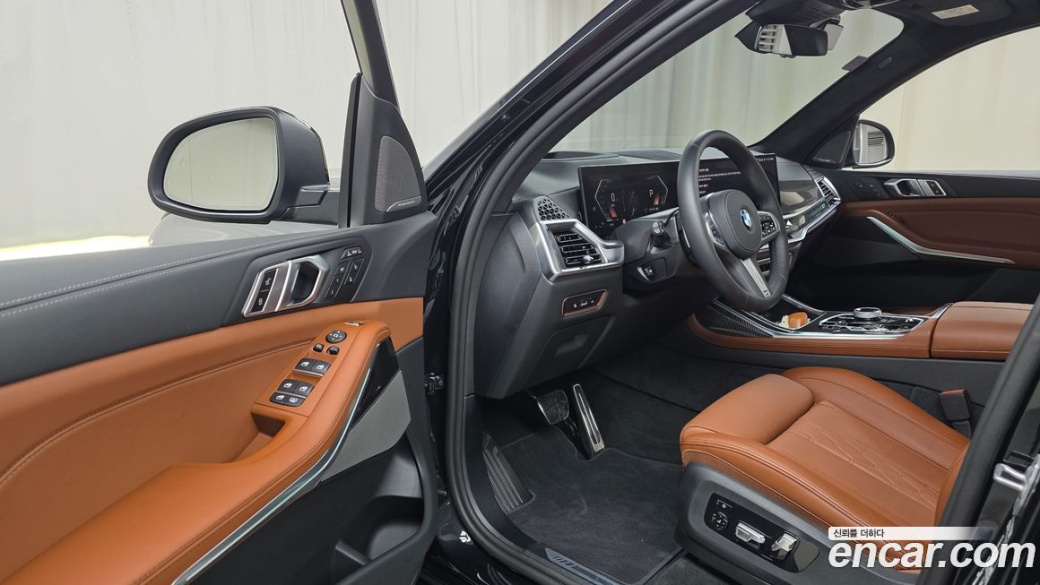 BMW X7 xDrive 40i M Sport 7STR, 2025