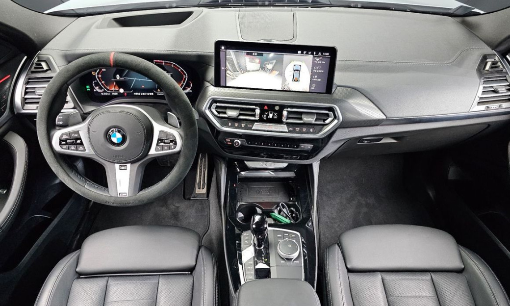 BMW X4 xDrive20i M Sport, 2025