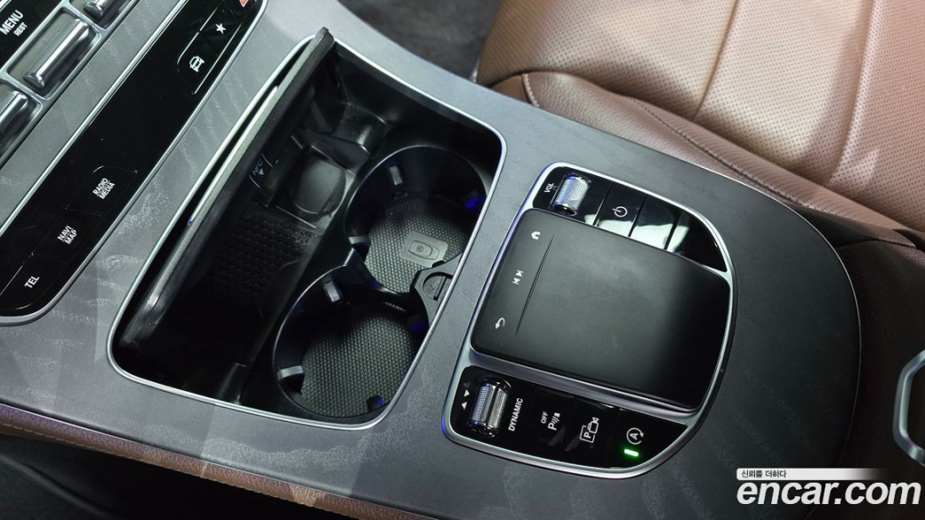 Mercedes-Benz E-Class E350 4MATIC Exclusive, 2023