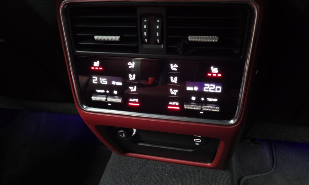 Porsche Cayenne 3.0 COUPE PLATINUM EDITION, 2023
