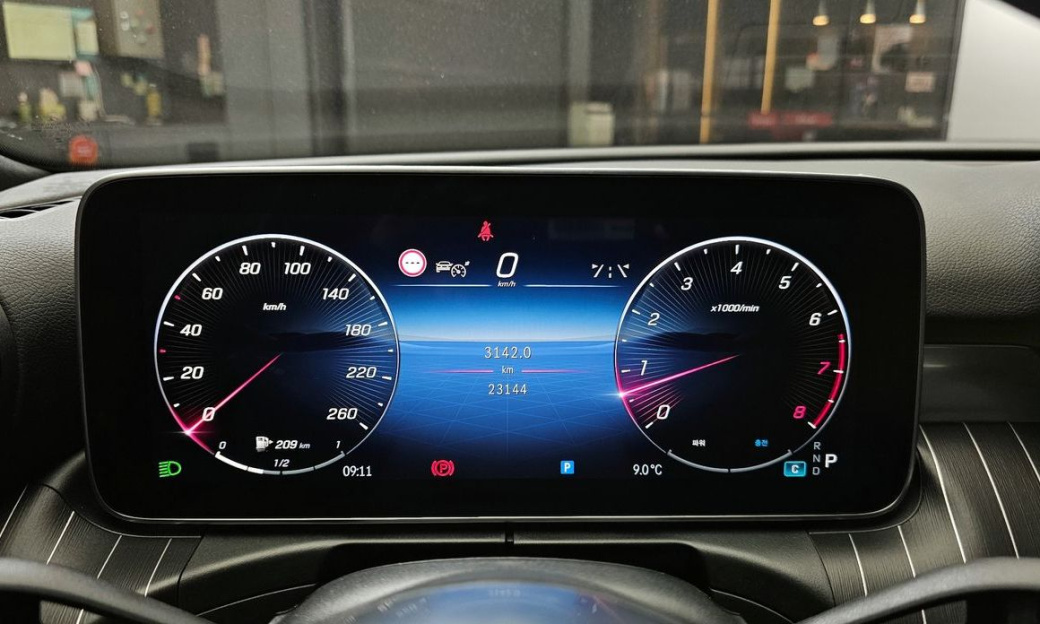Mercedes-Benz C-Class C300 4MATIC Avantgarde, 2024