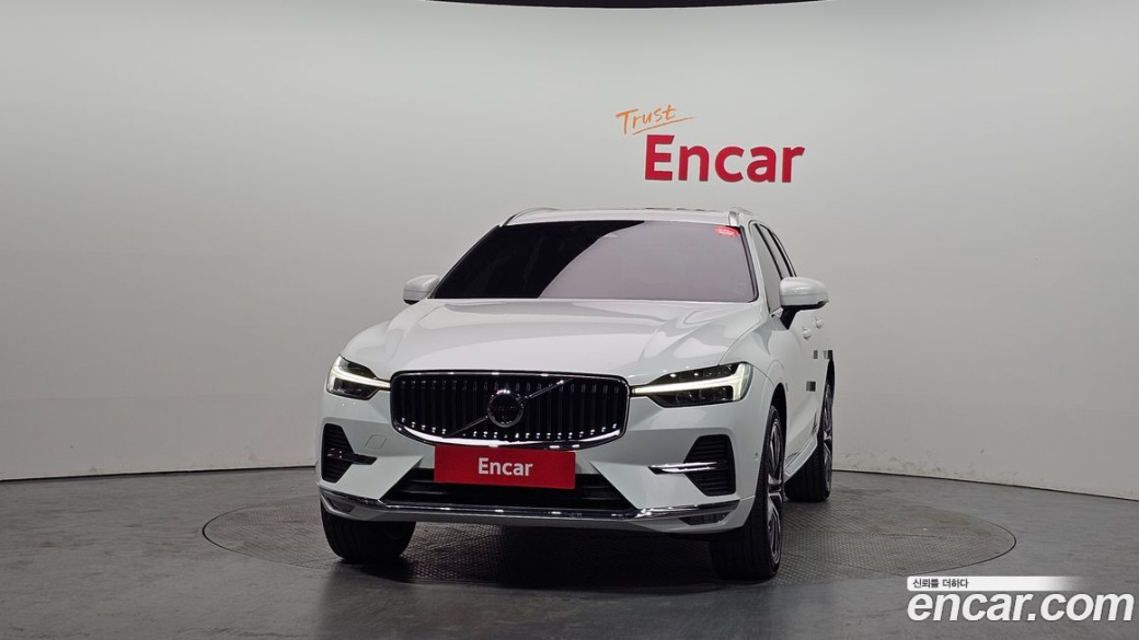 Volvo XC60 B6 Ultimate Bright, 2023