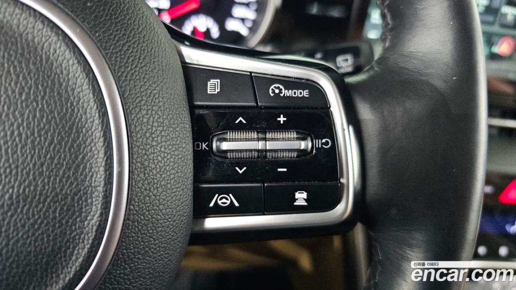 Kia Carnival 9-Seater Prestige, 2023